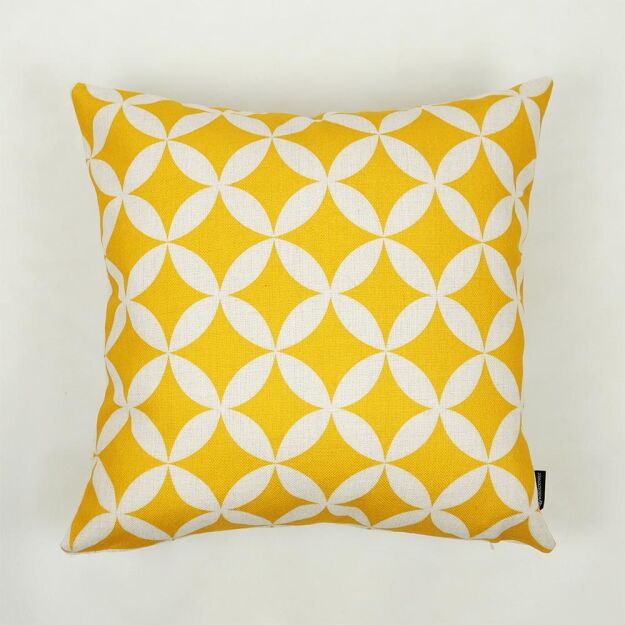 Żółta poduszka dekoracyjna w klasyczne gwiazdy