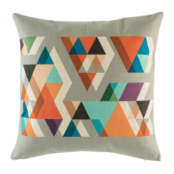 Kolorowa poduszka ozdobna w trójkąty