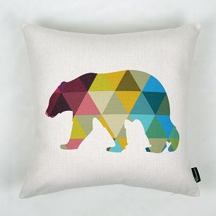 Poszewka z kolorowym niedźwiedziem